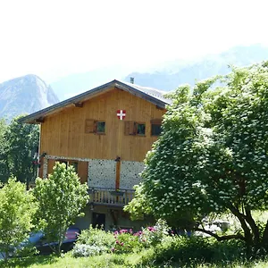 chambre-dhotes-a-la-ferme.hotels-rhonealpes.com/