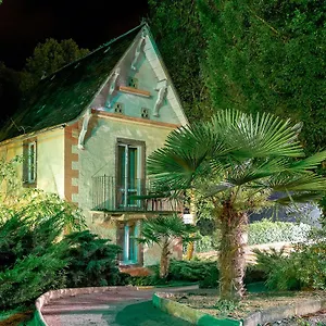 hotel-carayon.midi-pyreneeshotels.com/